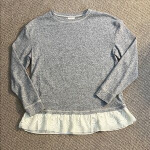 Knox Rose Gray Lace Hem Top